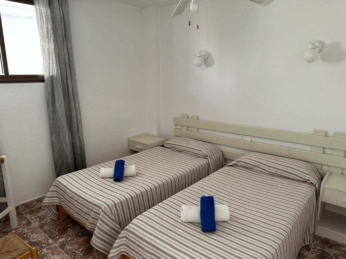 Apartamentos Miranda Es Pujols Exterior foto